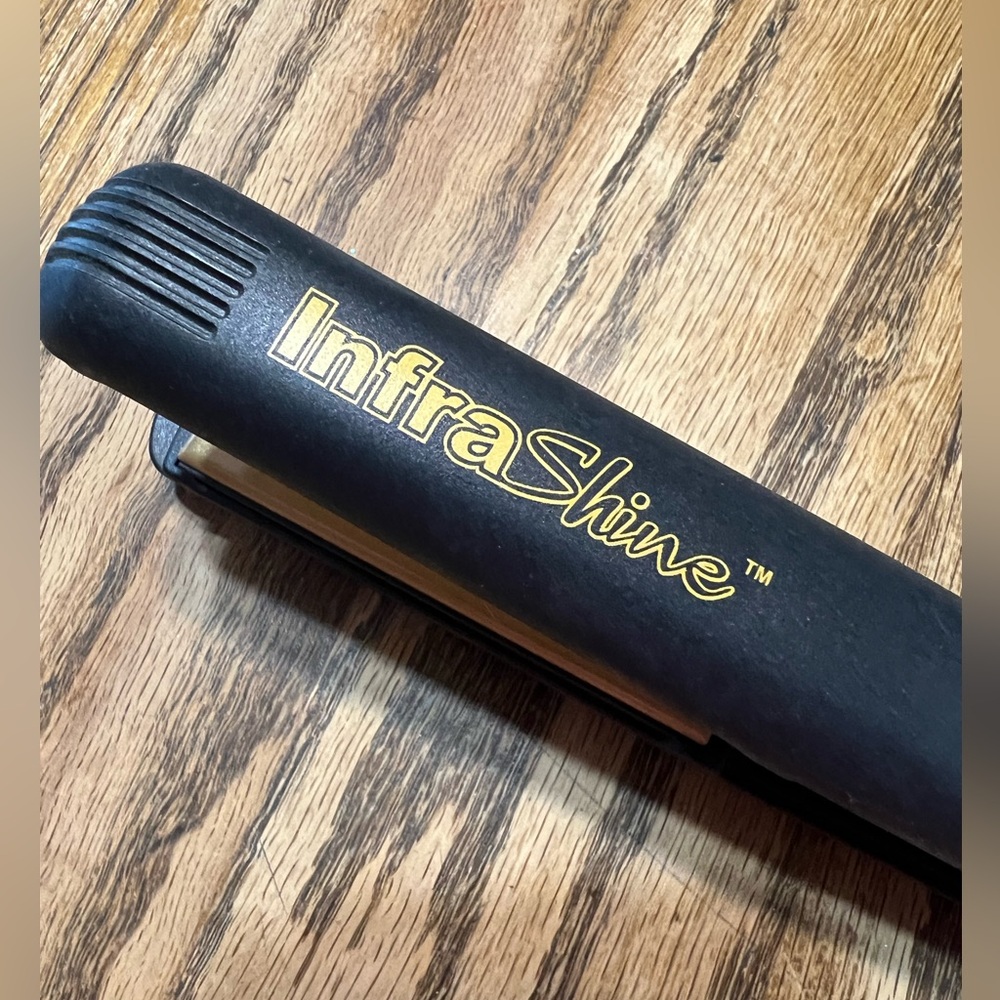 InfraShine flat iron